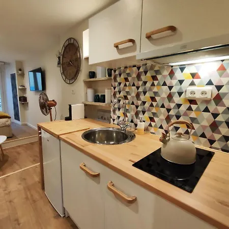 Vieille Equipe Sans Ascenseur Apartamento *